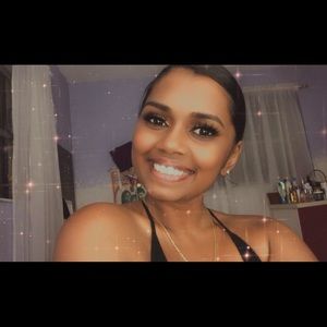 Meet your Posher, Samantha